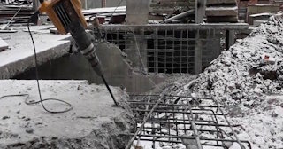 Демонтаж монолитного перекрытия в Карпинске - Профессиональная разборка от 837 руб.