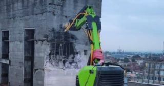 Демонтаж бетонных блоков Карпинск, цена от 2982 руб.