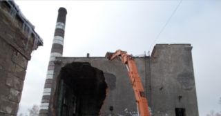 Промышленный демонтаж зданий Карпинск, цена от 2982 руб.